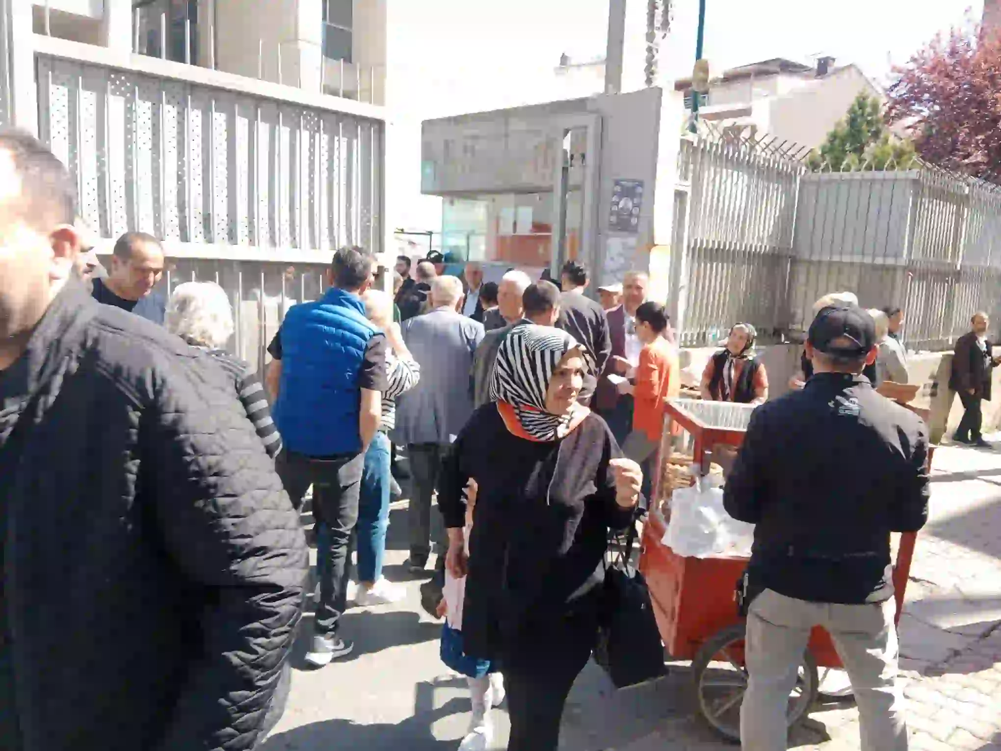 Kagithane-Secim05-1 Kağıthane'de Seçim Sakin Geçiyor