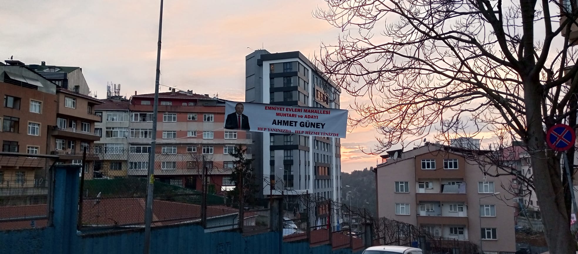 Kagithane-Secim06 Seçimin Dili: Pankart, afiş, bildiri, bayrak